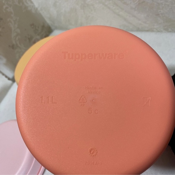 Tupperware 3-pc Set - Cubix Basic Bright Rounds -  BRAND NEW - Picture 7 of 12